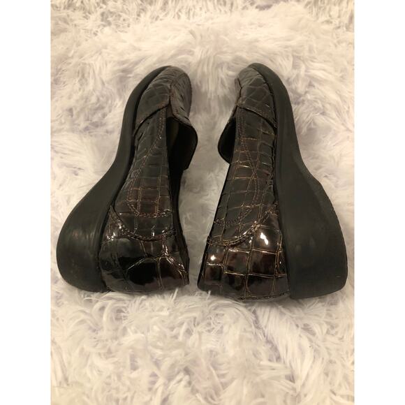 Clarks Gael Angora women's Loafers Brown Croc-embossed Leather Finish Size 6M - Picture 7 of 9